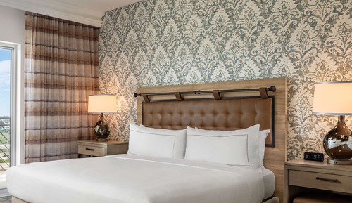 Suite Deluxe, varias camas (Coastal View)