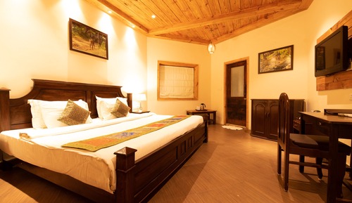 Fern Club Room