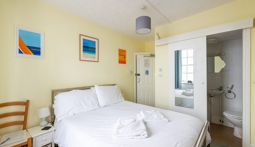 Habitación doble, vistas al mar (Room 5)