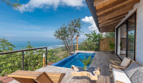 Larimar Panoramic Suite with Private Pool