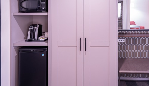 Habitación estándar, 2 camas de matrimonio (Roll-In Shower)