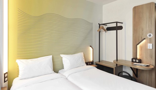 Habitación clásica con 2 camas individuales