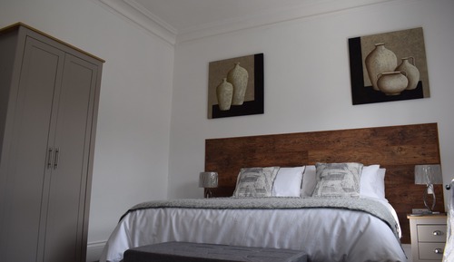 Habitación doble, baño privado (Maple)
