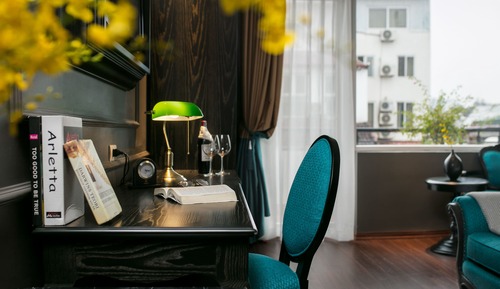 Suite junior, balcón