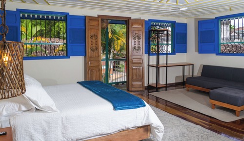 Habitación superior, vistas al jardín