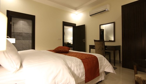 Family Studio Suite
