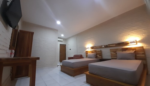 Habitación estándar con 1 cama doble o 2 individuales
