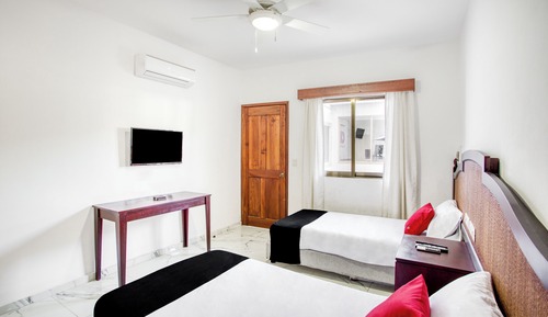 Habitación estándar con 2 camas individuales