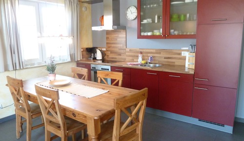 Apartamento, 2 habitaciones, lanai, frente a la playa (On Top of Rate 79 Euro cleaning fee)