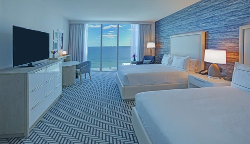Habitación, 2 camas de matrimonio (Oceanfront View)