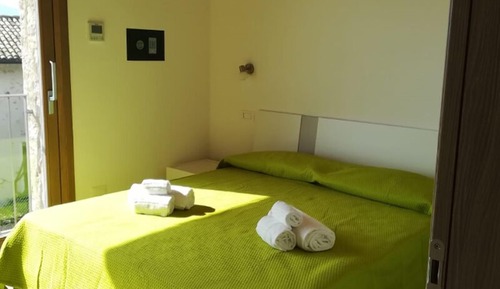 Apartamento Deluxe, 1 habitación, patio, vistas al lago