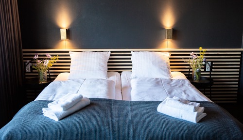 Habitación estándar con 1 cama doble o 2 individuales