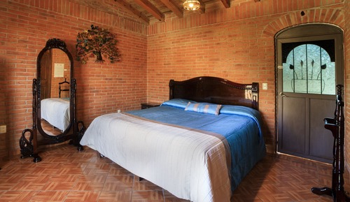 Suite junior, 1 cama de matrimonio grande, vistas a la montaña