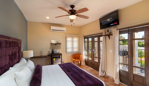 Habitación Premium, 1 cama de matrimonio grande, no fumadores, vistas a la piscina