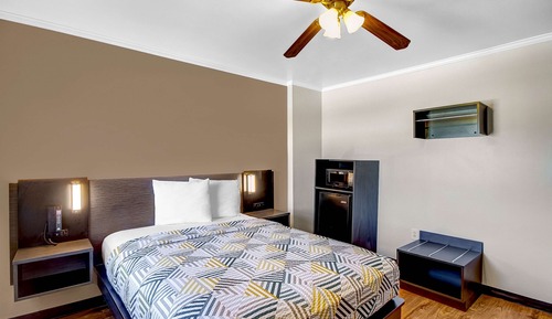 Habitación Deluxe, 1 cama doble, no fumadores, frigorífico y microondas
