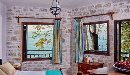 Estudio, vistas al mar