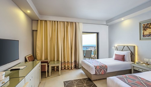 Habitación superior, vistas al mar