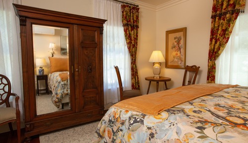 Habitación romántica, baño privado (#29 Sequoia)