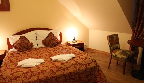 Habitación estándar con 1 cama doble o 2 individuales