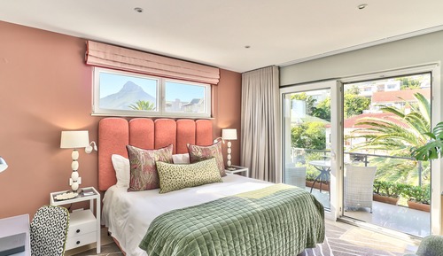 Traveller Room : Mountain View