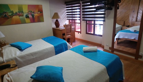 Standard twin room