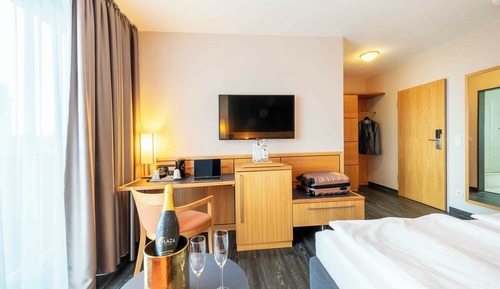Habitación Confort, 1 cama doble, balcón (Converts to 2 Twin Beds;Larger Room)