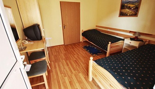 Habitación estándar con 1 cama doble o 2 individuales, accesible para personas con discapacidad