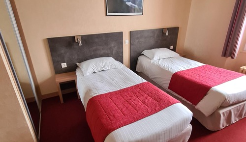 Suite Confort, baño privado, vistas a la ciudad