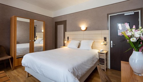 Habitación estándar doble, 1 cama doble, vistas a la ciudad