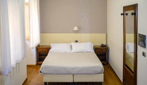 Habitación con 2 camas individuales