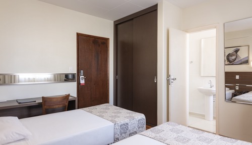 Habitación estándar con 2 camas individuales