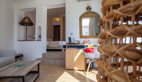 Suite junior, terraza, vistas al mar
