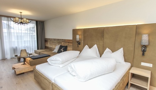 Suite junior, balcón