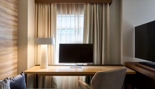 Estudio Business, 1 cama de matrimonio grande
