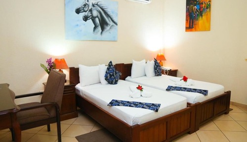 Habitación estándar con 1 cama doble o 2 individuales