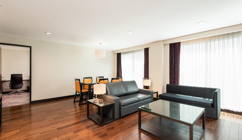 One Bedroom Premium Suite
