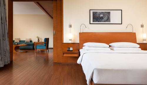 Suite (Hyatt)