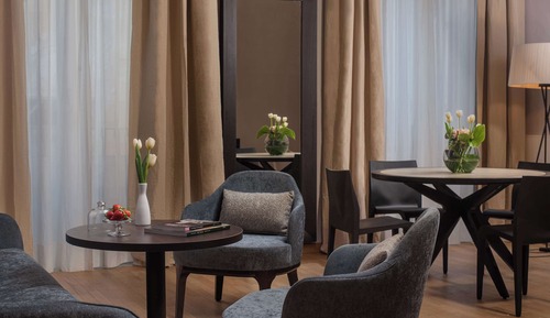 Suite, balcón