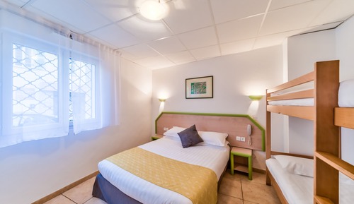 Habitación familiar (2 adultes + 2 enfants)