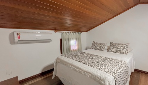 Habitación familiar, varias camas, vistas al jardín
