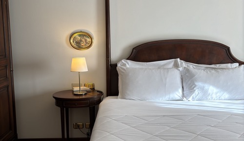 Habitación clásica con 1 cama doble o 2 individuales