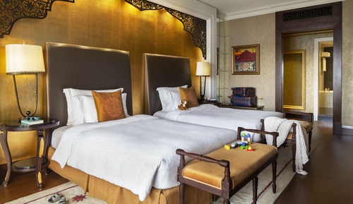 Habitación imperial, 1 cama de matrimonio grande y 2 individuales