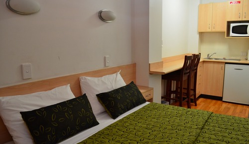 Habitación estándar, 1 cama de matrimonio, accesible para personas con discapacidad, cocina básica