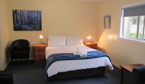 Suite (Possum Room)