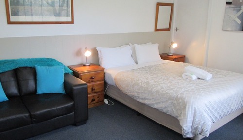 Suite (Echidna Room)