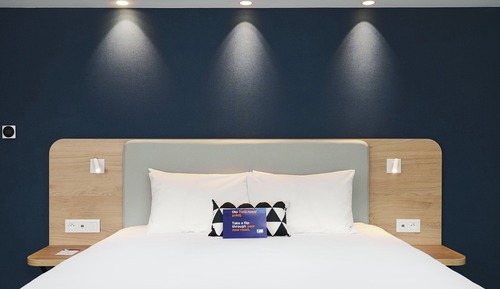 Habitación estándar, 1 cama de matrimonio (Top Floor)