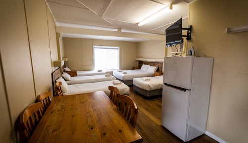 Family Room for 6