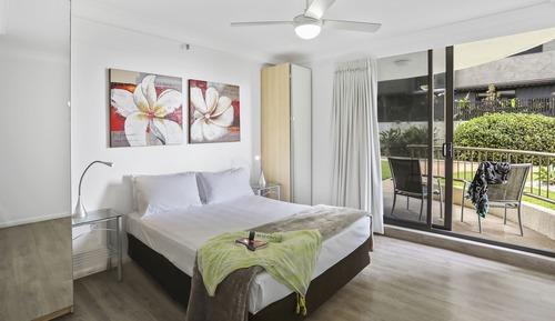 Apartamento familiar, 2 habitaciones, vistas al mar, planta baja
