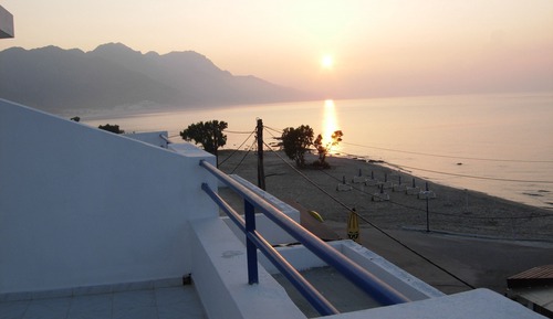 Estudio, vistas al mar (for 3)