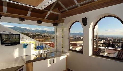 Estudio Deluxe, 1 cama doble con sofá cama, terraza, vistas a la ciudad